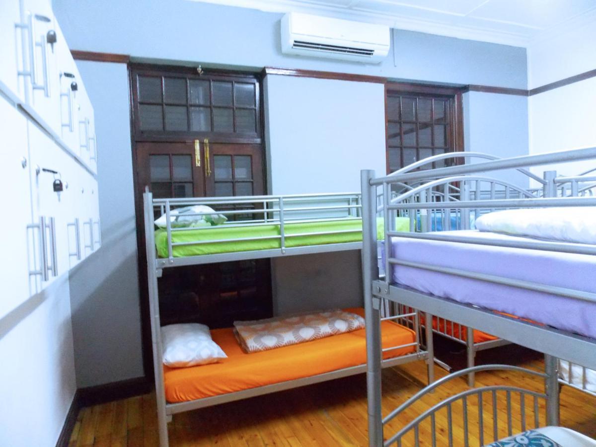 Hostel Trap Houz Backpackers Kapstadt Exterior foto