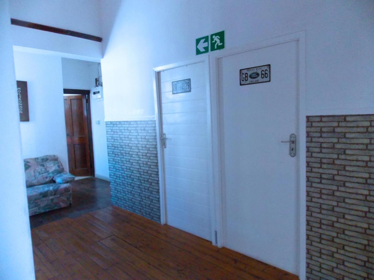 Hostel Trap Houz Backpackers Kapstadt Exterior foto