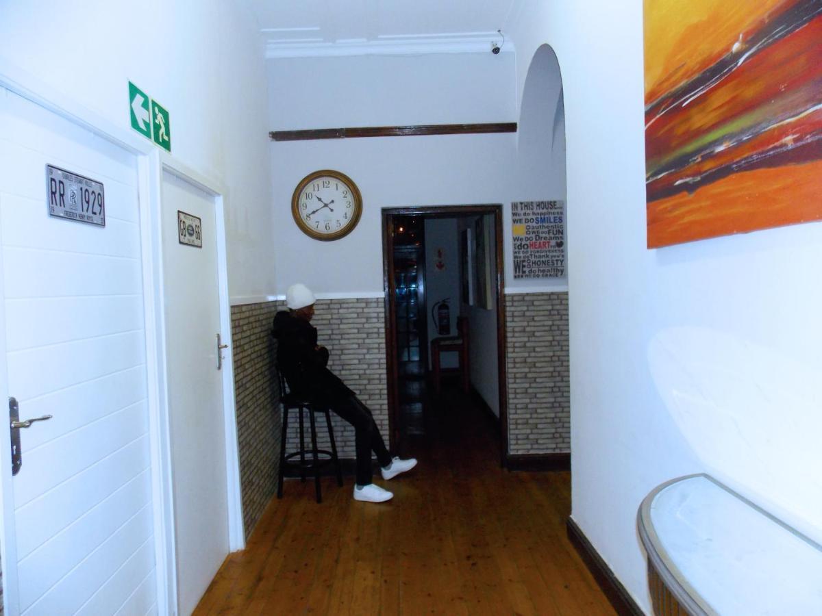 Hostel Trap Houz Backpackers Kapstadt Exterior foto